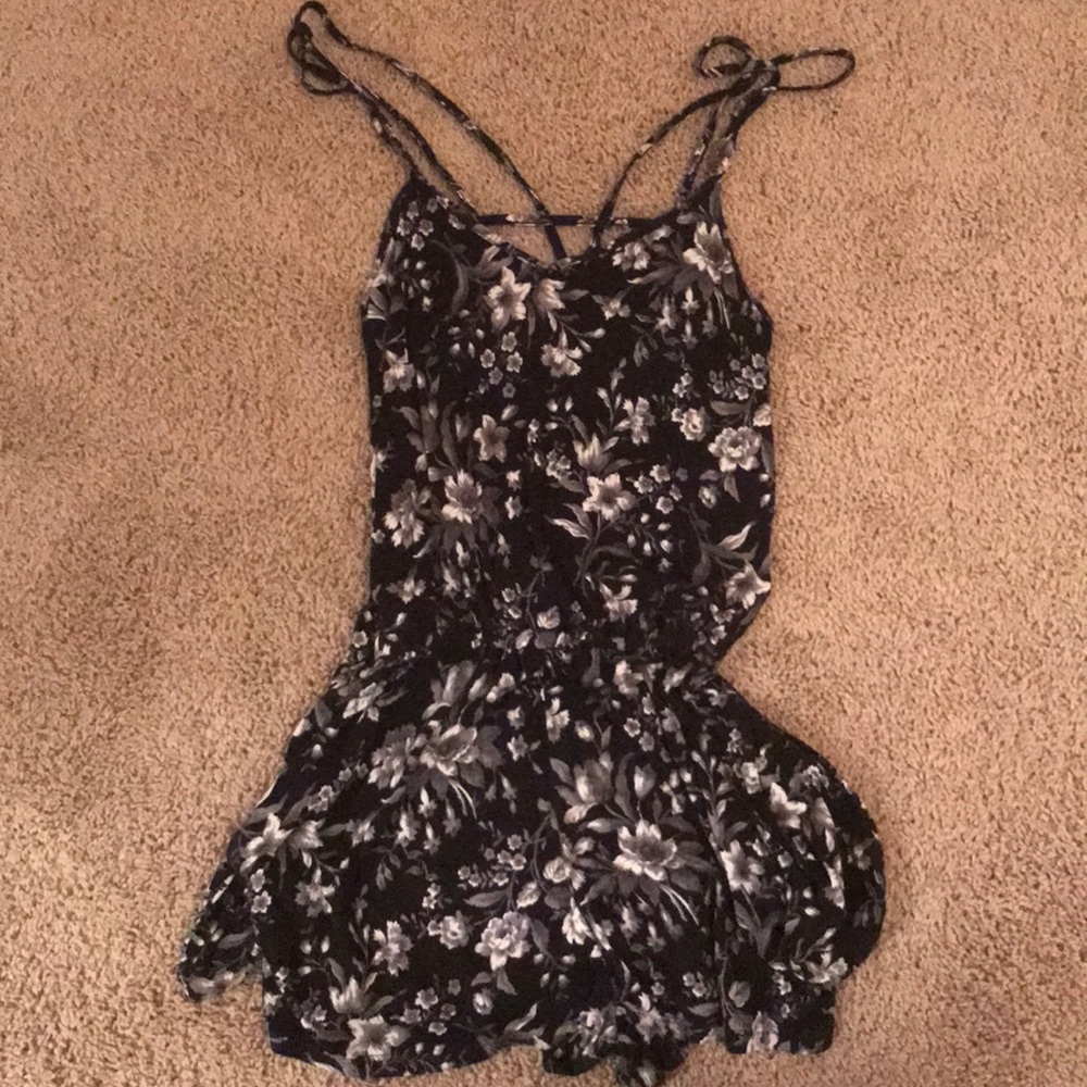 Comfy floral romper